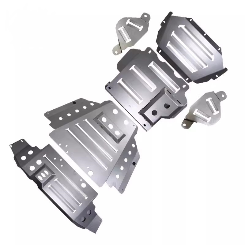 Toyota Land Cruiser LC100 eight cylinder chassis guard, engine transmission transfer case guard